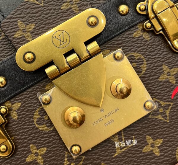PETITE MALLE handbag - Image 12