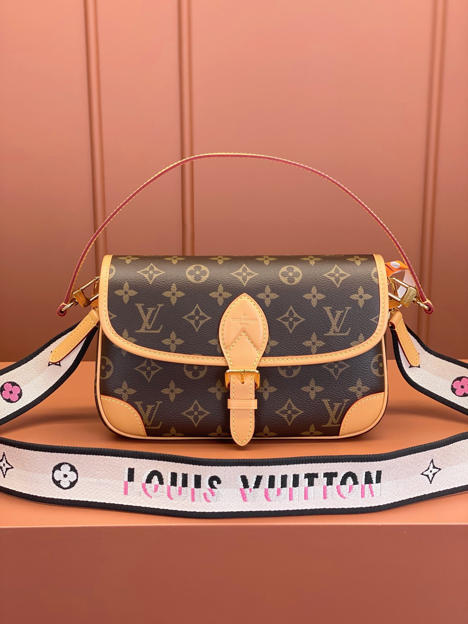DIANE handbag