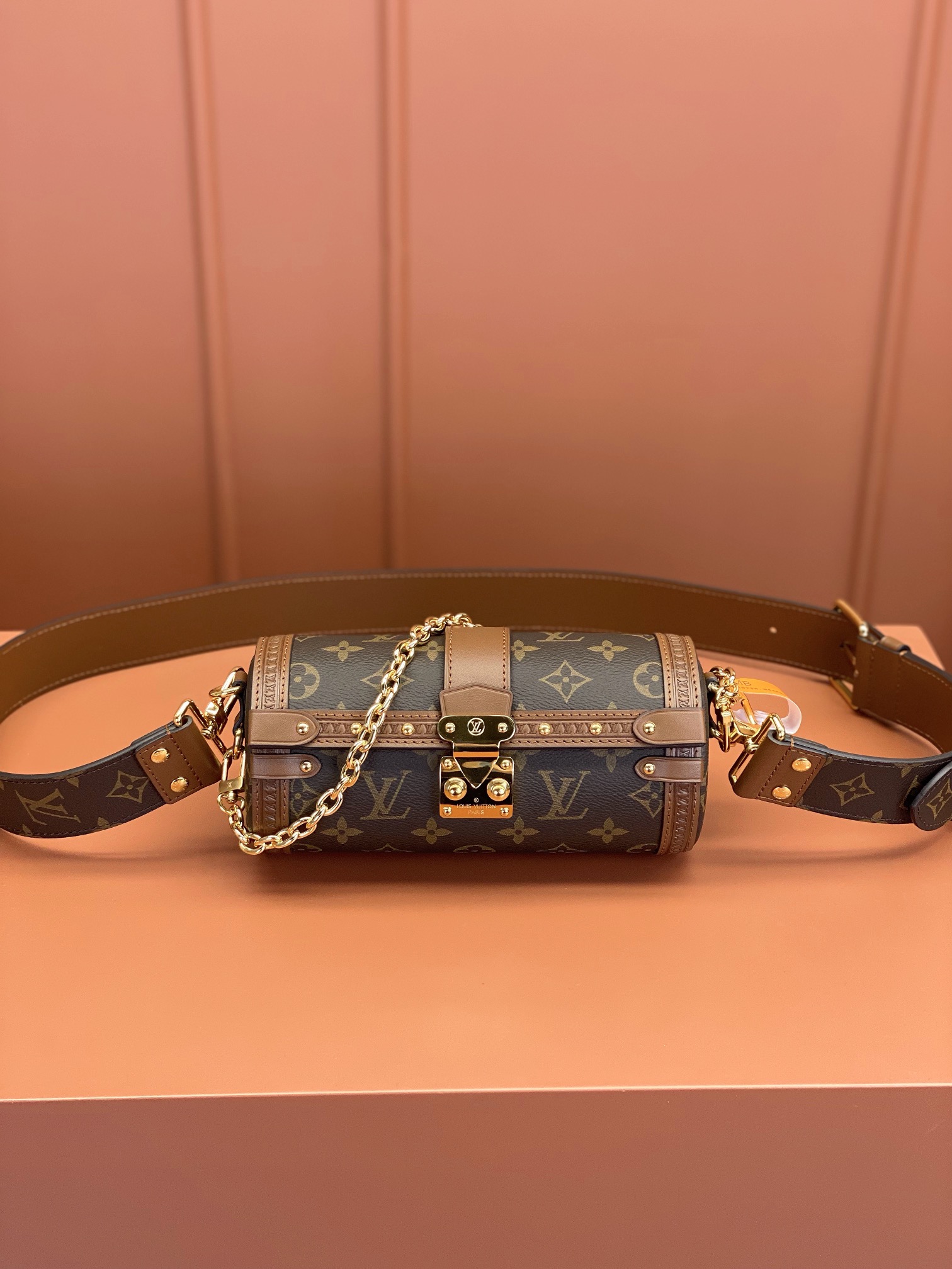 PAPILLON TRUNK