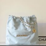 22Bag-Small black patent leather and ice cream color