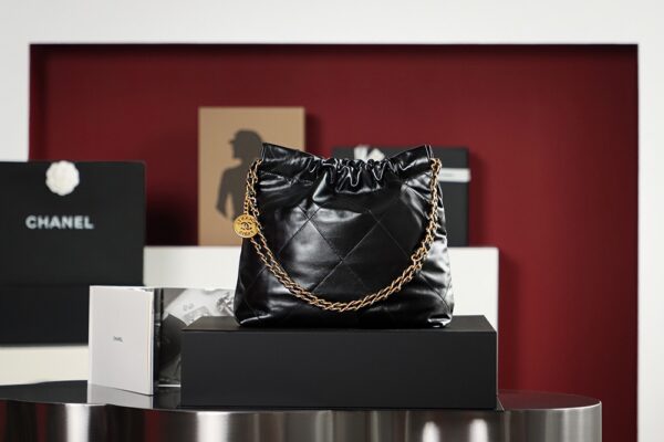 22Bag-Small black and gold - Image 4
