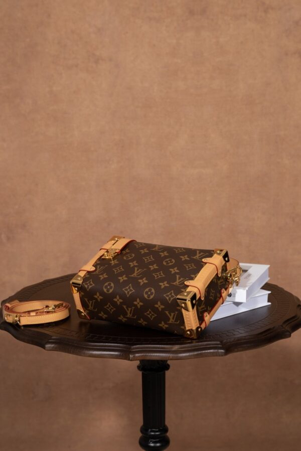 SIDE TRUNK-medium - Image 6