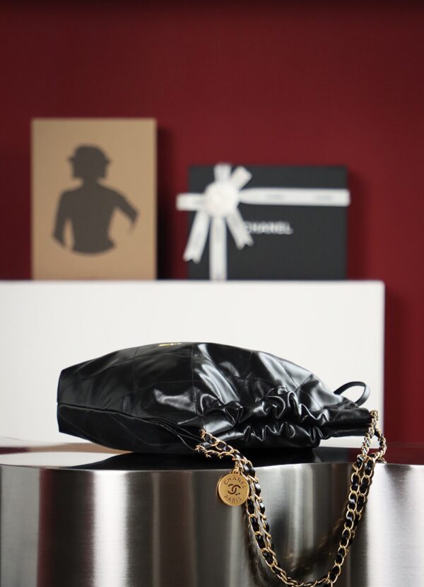 22Bag-Small black and gold - Image 3
