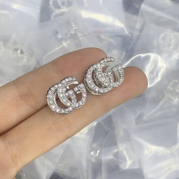 earing - Image 6