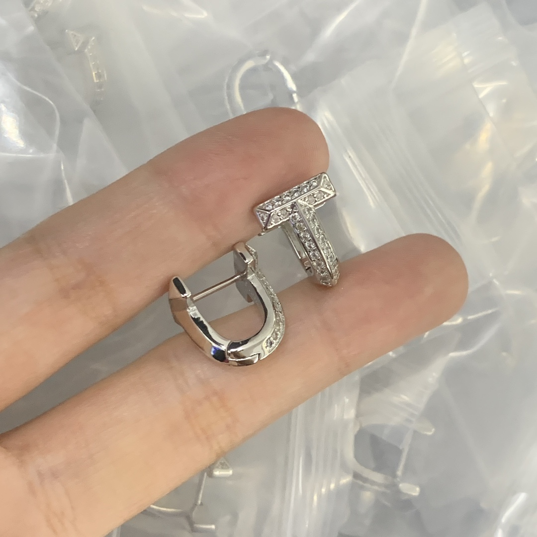 earing