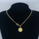 圆形钱币吊坠