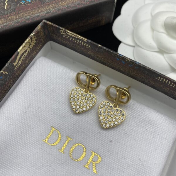 Earring - Image 3