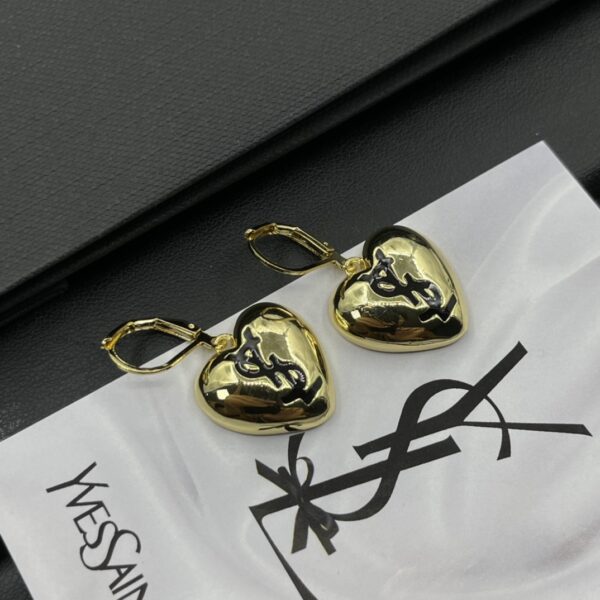 earing - Image 6