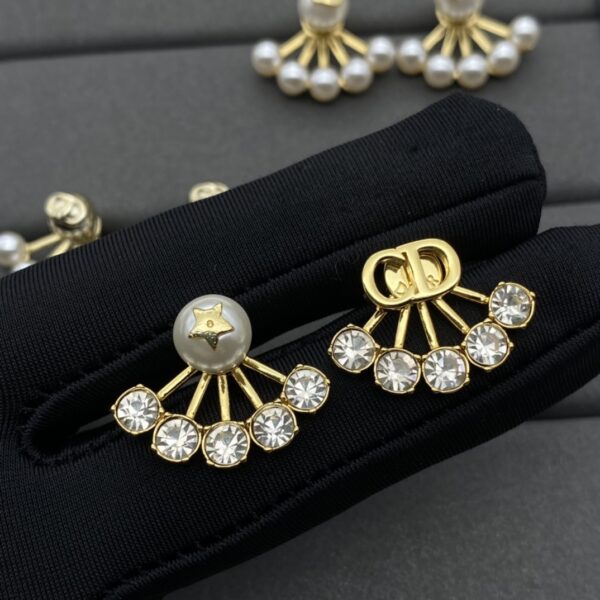 Earring - Image 18